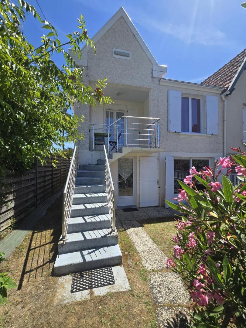 Maison — réf 987