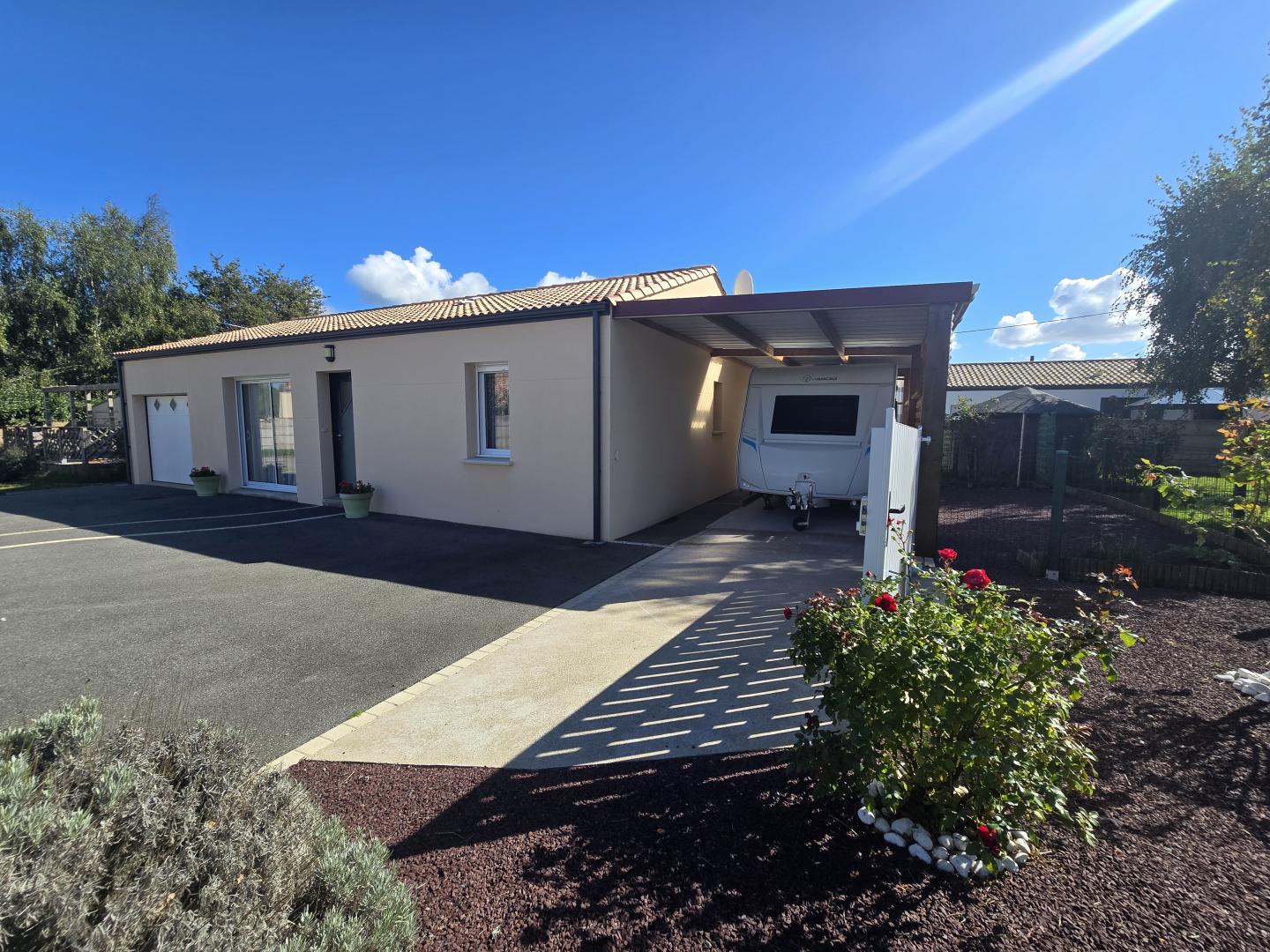 Maison — réf 987