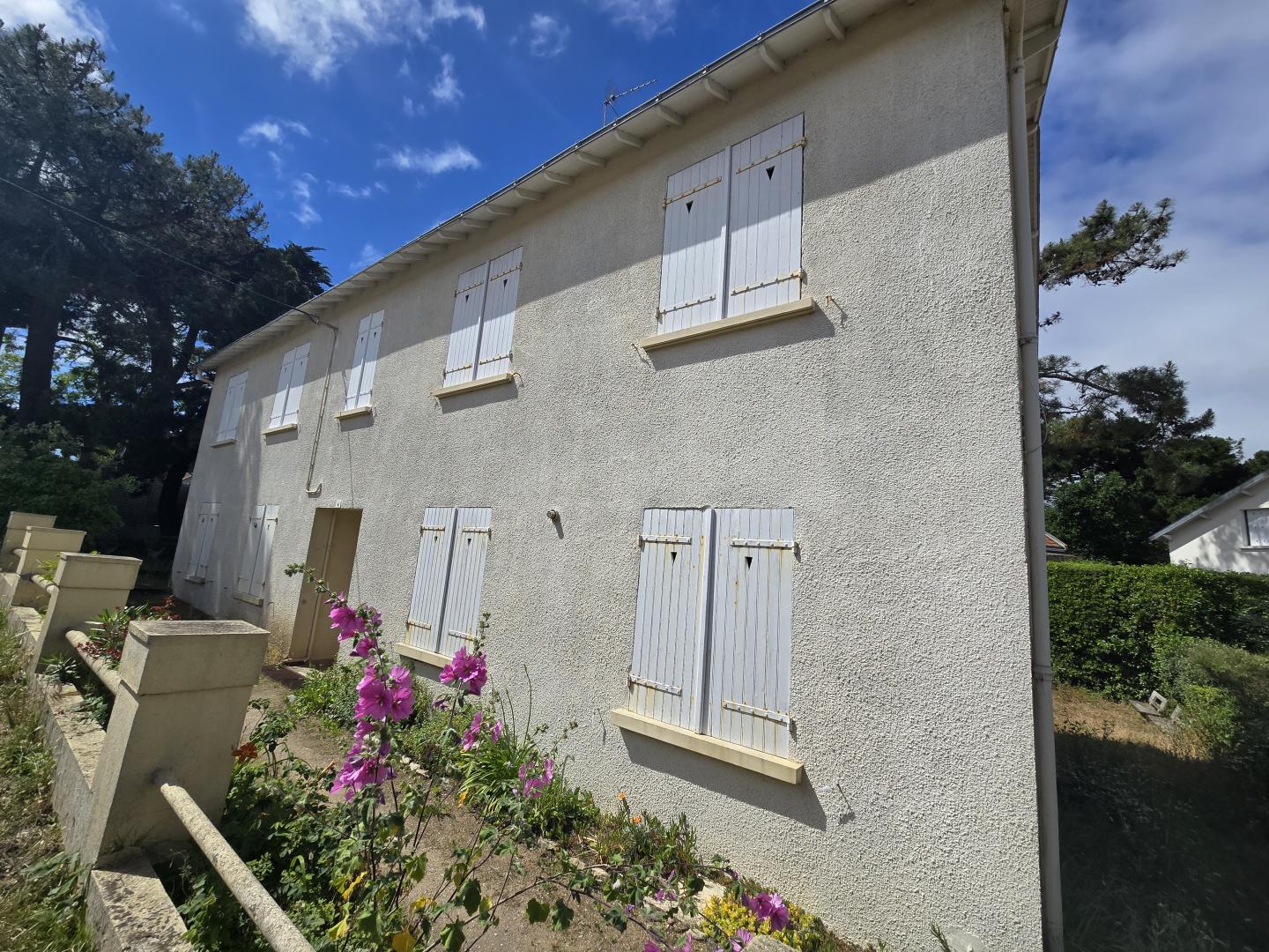 Maison — réf 987